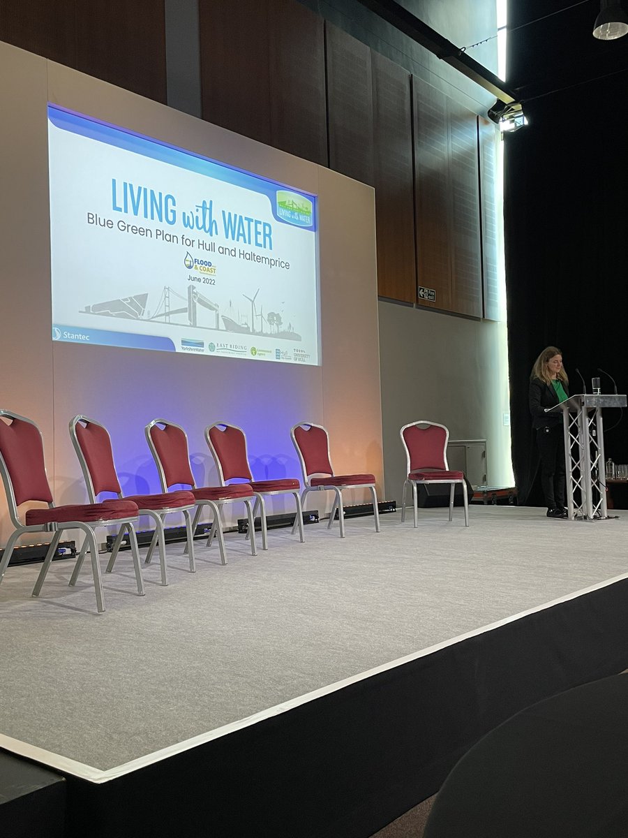 Gwen Rhodes of Stantec has presented her paper on the Blue Green plan for Hull and Haltemprice. Discussing the ways in which opportunities for Blue Green infrastructure and engaging with the community to best implement these opportunities
