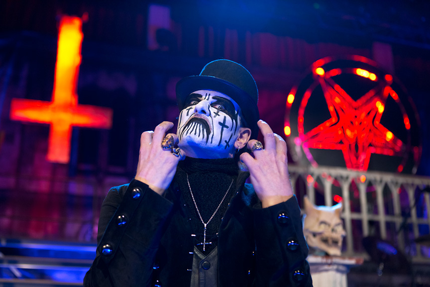 Happy 66th birthday to the one and only King Diamond! 