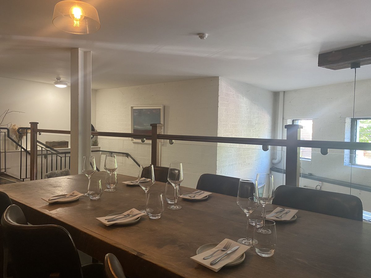 Our hidden gem, the mezzanine, a semi private dining space for 6 people. 
For group enquiries contact our team on 01 6678337 or info@forestavenuewinebar.ie