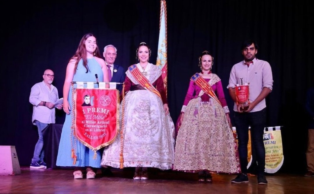 Falla_161's tweet photo. Ahir en la VIII Gala dels Premis Casal Bernat i Baldoví van rebre les distincions "Purna" i "Flama", i el premi "Mòle" al millor estudi d'investigació en el llibret.
#OrgullRegne
#Falla161
@CasalBiB https://t.co/ibyUDSqf4y