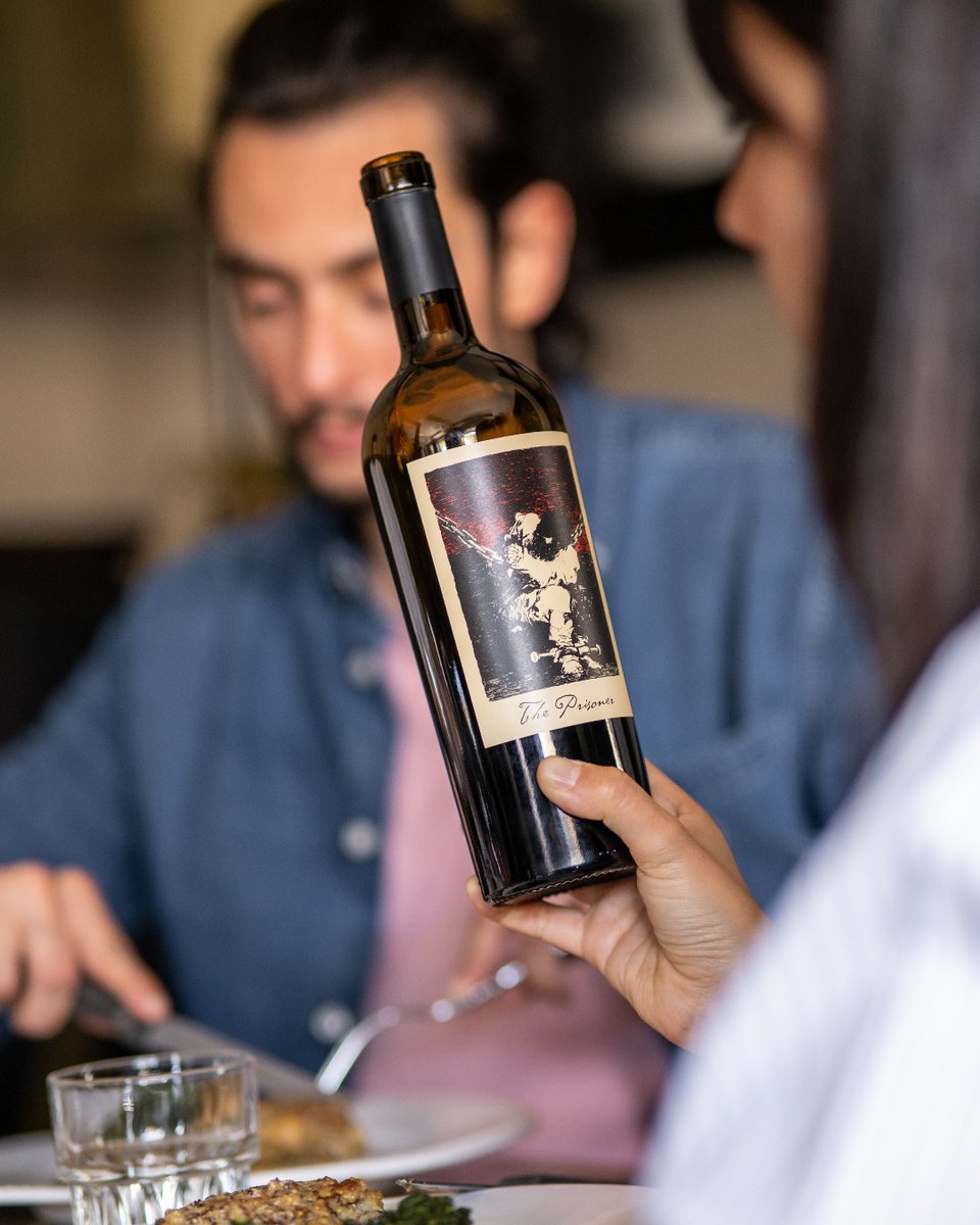 Our iconic Red Blend is always tastes better when shared. Who are you inviting over for a pour (or two)?