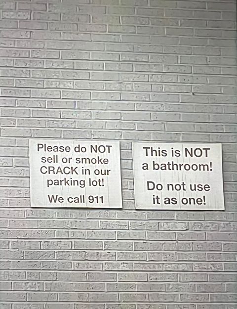 GAFollowers's tweet photo. Sign seen on Courtland Ave in Atlanta yesterday. 😳 https://t.co/Edd3VIuCF3