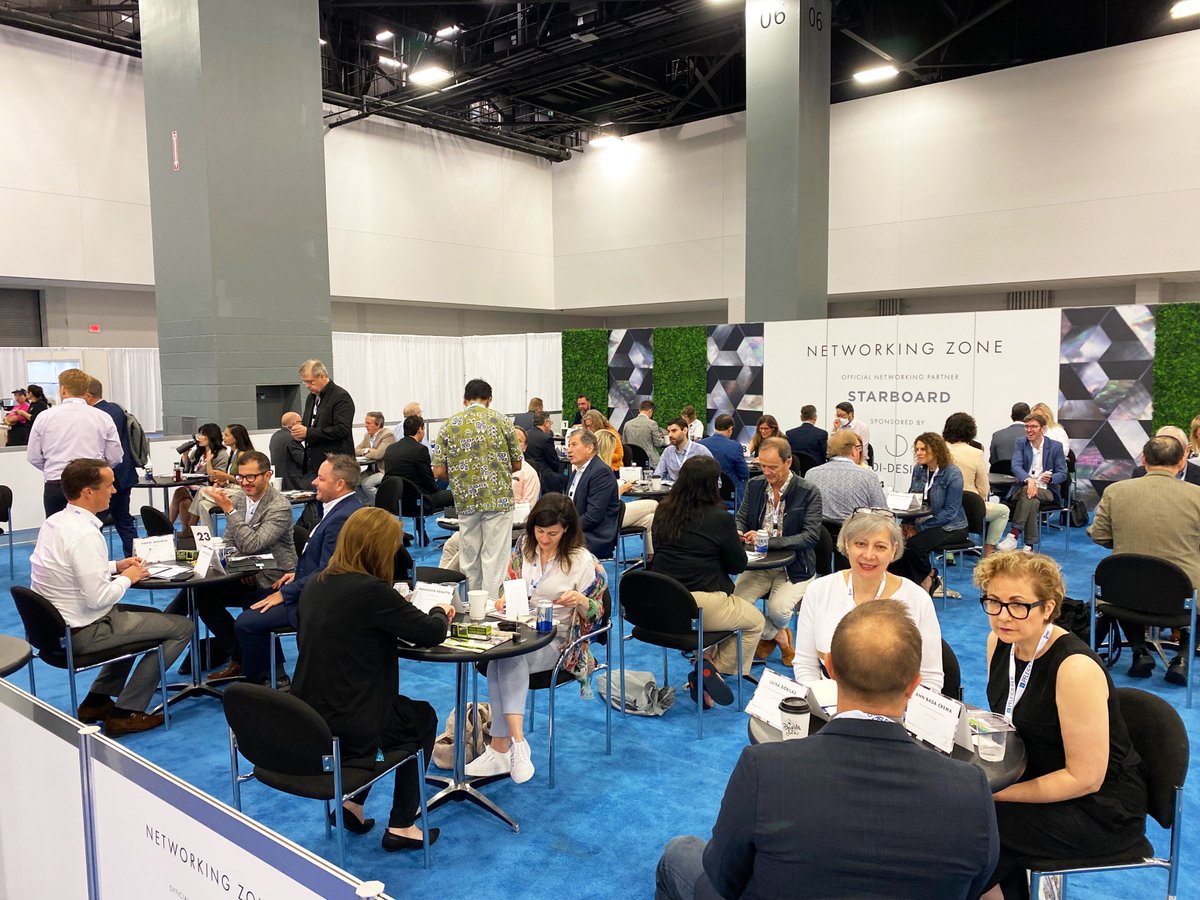 livebuzzevents's tweet image. #CSI2022! @CSIexpo @TheMiamiBeachCC