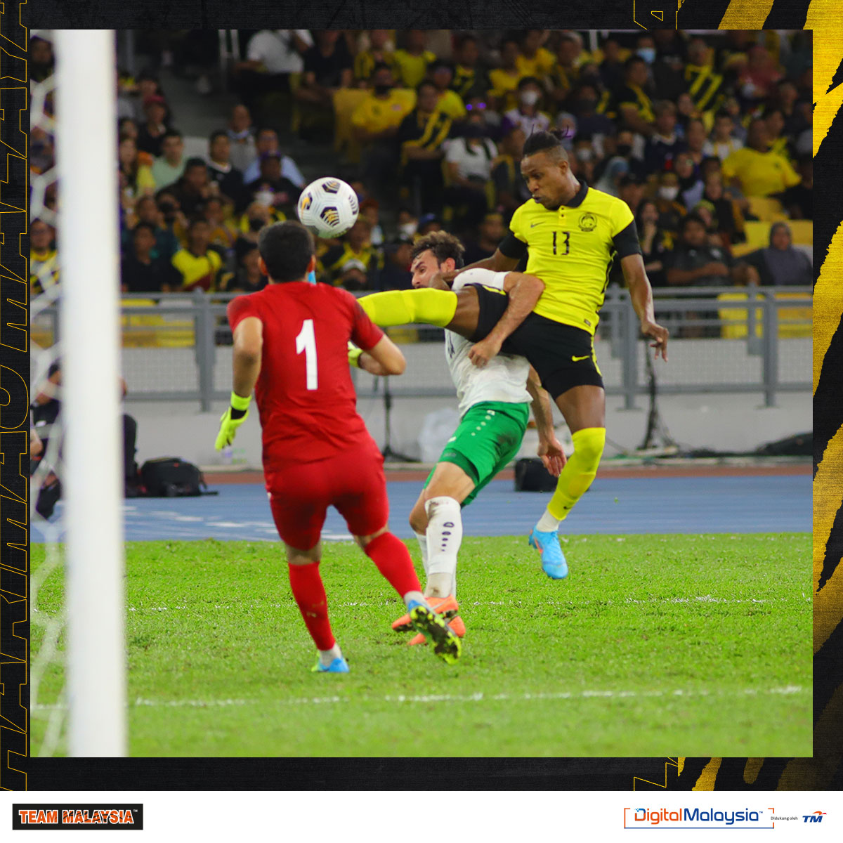 UnifiSports's tweet photo. #AsianQualifiers | #TKMvMAS
Kemenangan pertama ๐ ๐ฆ๐๐๐๐ฆ๐๐ โ
Amacam geng, puas hati dengan permainan #HarimauMalaya tadi? ๐
#KamiTeamMalaysia https://t.co/lzfuJCirsV