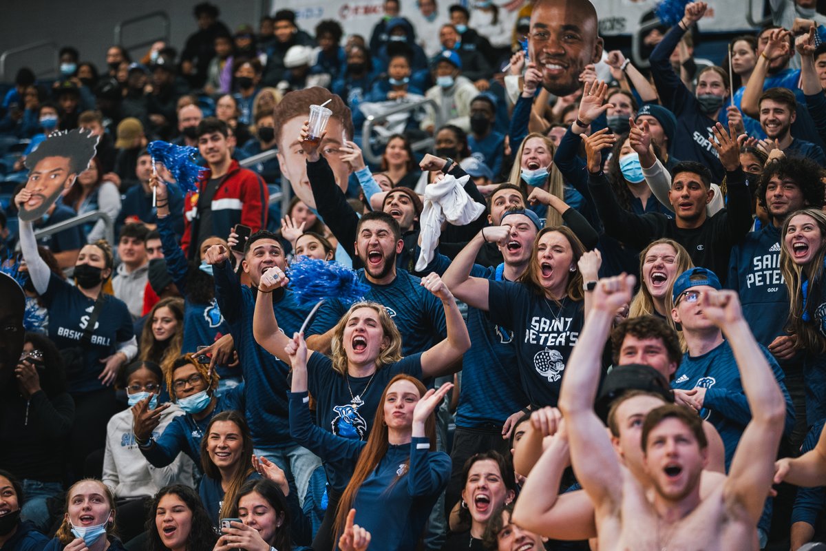SPUAthletics's tweet image. A quick reminder that Peacock Nation is the best...carry on. 🦚💙

#StrutUp🦚