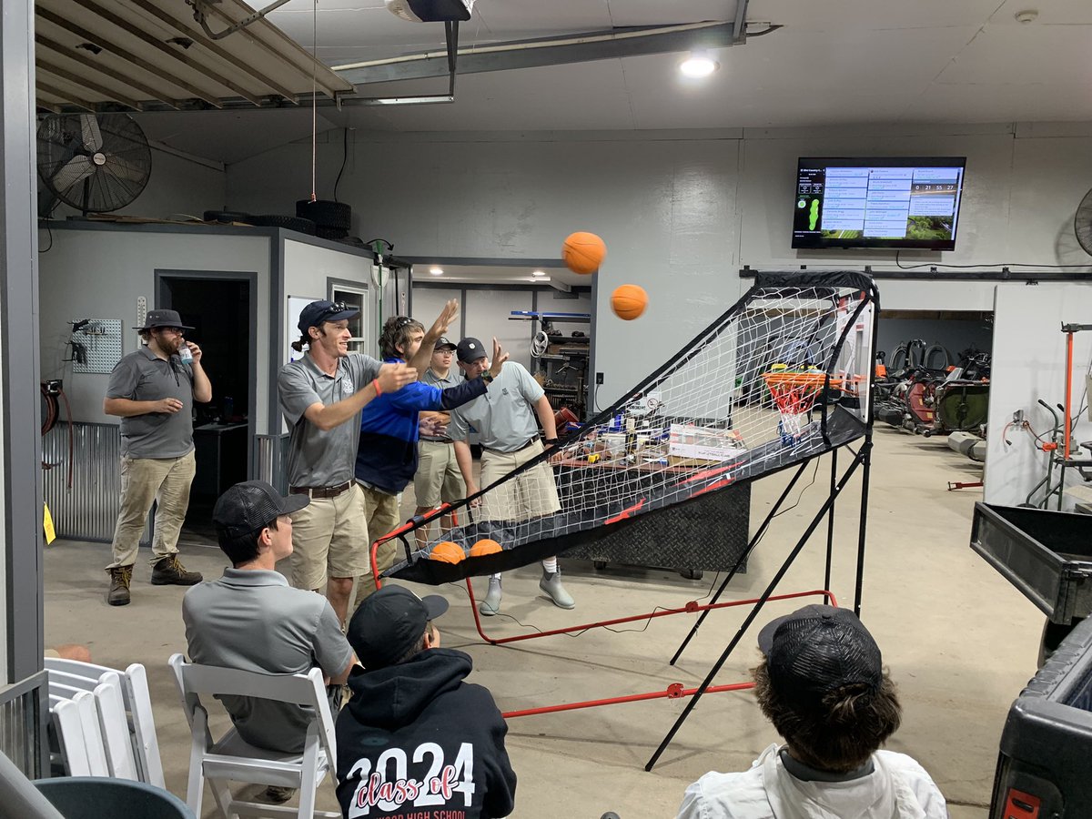 IlliniCC_Turf's tweet photo. Johnny-M was the big winner of our inaugural rain-delay roundball showdown! Enjoy your new earbuds dude! #shopfun #raindelay #highscore #allinthewrist https://t.co/5aq8ODZ4Ua