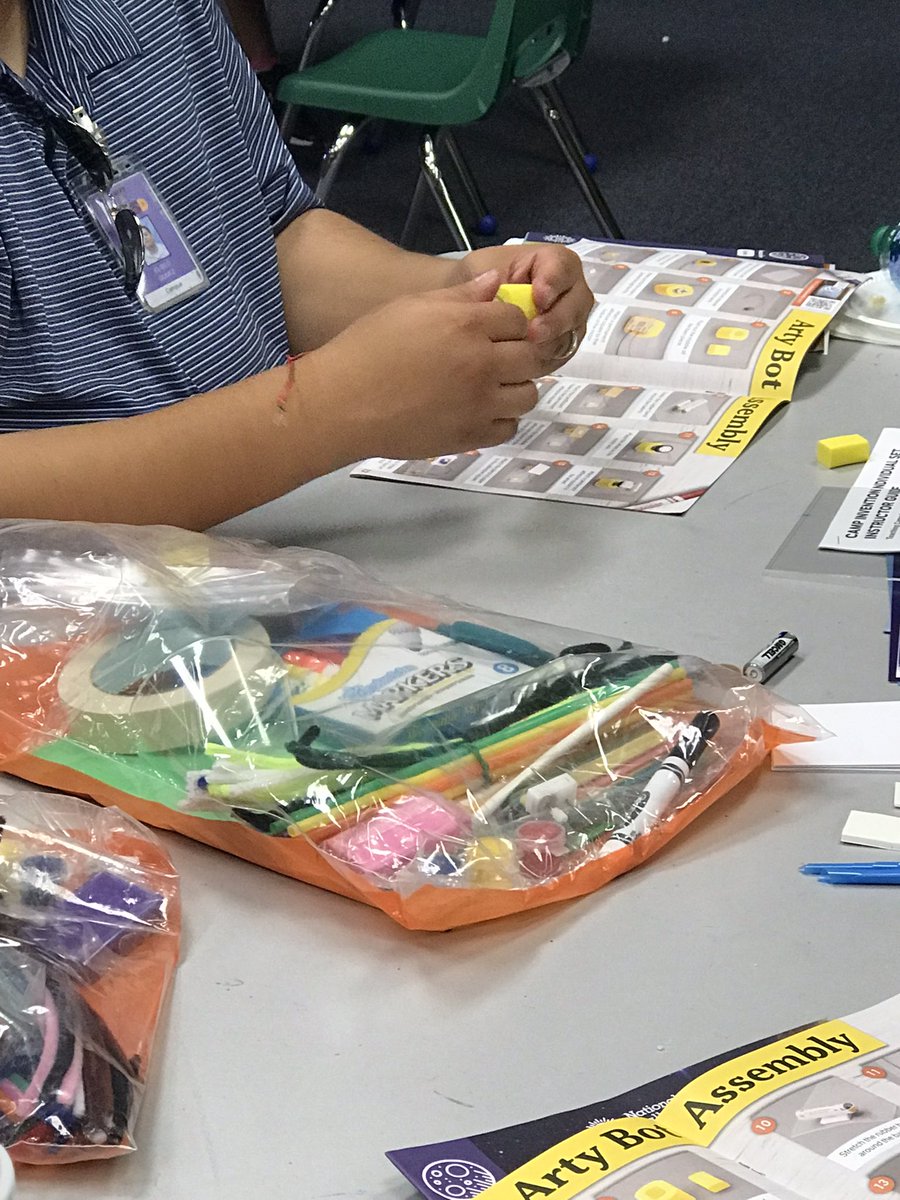 AAS_ECISD's tweet photo. Visiting NIHF-Camp Invention’s Attic to combine Science, Technology, and Art! #campsip2022 @JaimeMi50367314 @ECISD_T2L @drliliananez https://t.co/6V1eFKgtGd