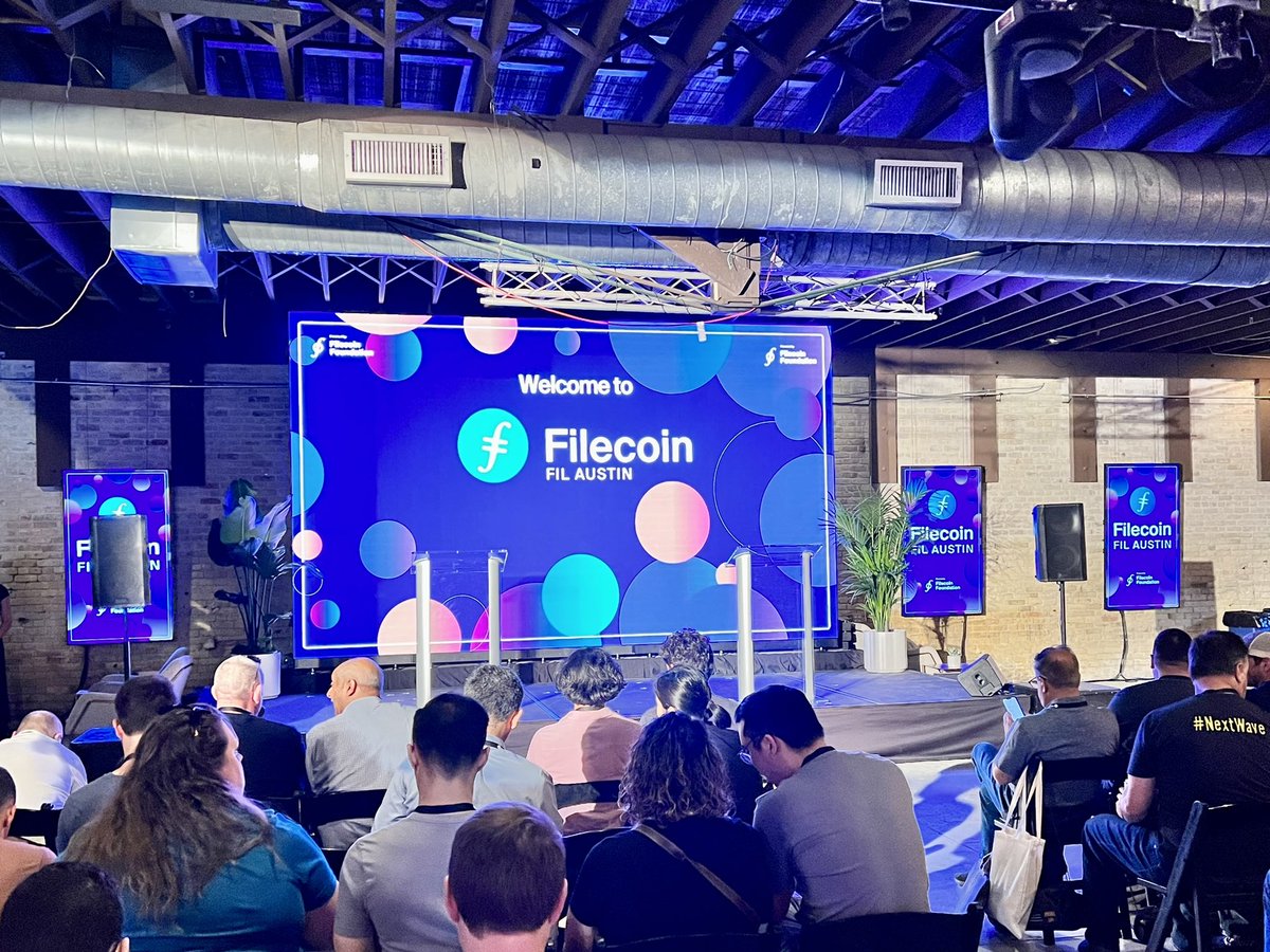 jonasjetschni's tweet photo. FIL Austin happening now with amazing speakers and people … and the best swag you can find anywhere 🚀 https://t.co/8AF9V6xl8w