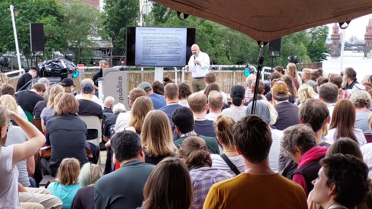 Wie können wir SocialMedia legal nutzen? Fotos, Werbung, Erwähnungen... Es bleibt kompliziert, trotz guter Aufklärung von <a href="/kriegs_recht/">Henning Krieg</a> und @feldblock #rp22