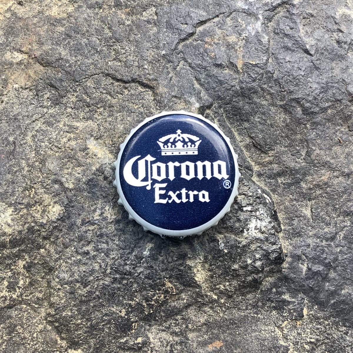 HareTheWanderer's tweet photo. Aaaaaaand today I have Corona #crowncap lot for you. Just minted and only 0.005 Eth.
Open and see on @opensea:
https://t.co/k6lDXuTN3y

#OpenSeaNFT #opensea #NFTs #NFTCommunity #NFTart #bottlecaps #beercapart #beer #kronkorken #beercaps https://t.co/zIRkxlw1rA