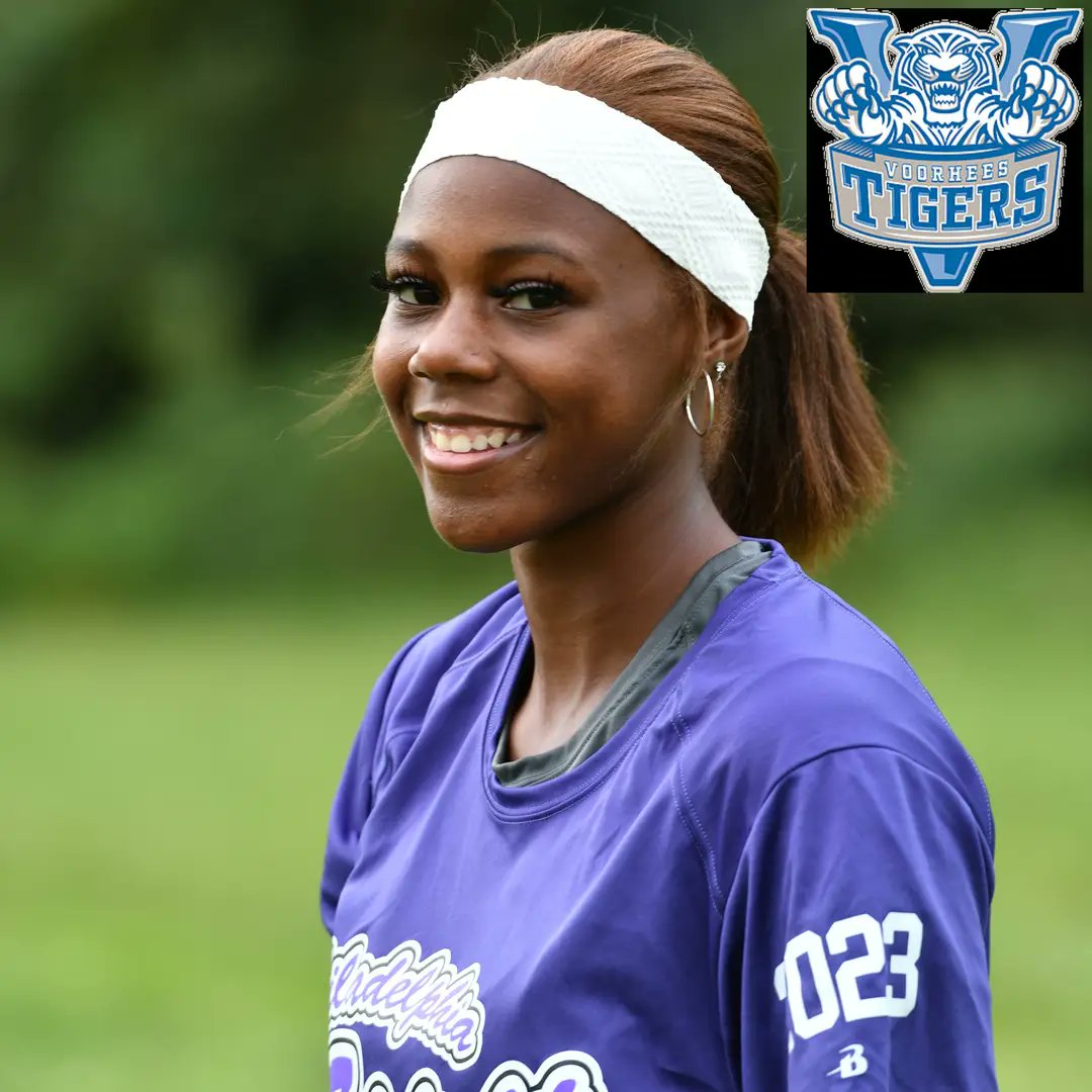 Congratulations to Teyana Towner for committing to Voorhees University in South Carolina!