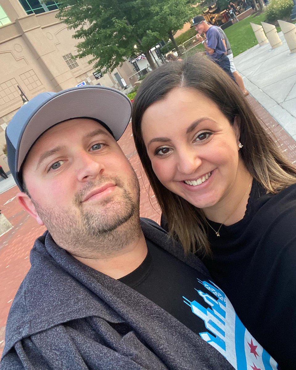 Amanda2489's tweet photo. Happy Birthday to the most amazing and supportive husband and the best daddy to our two munchkins! Hope your day is filled with love, Busch Light, a fresh cut lawn, and popcorn :) we love you! #33 @Lin_Doe https://t.co/dXebVjNmJ2