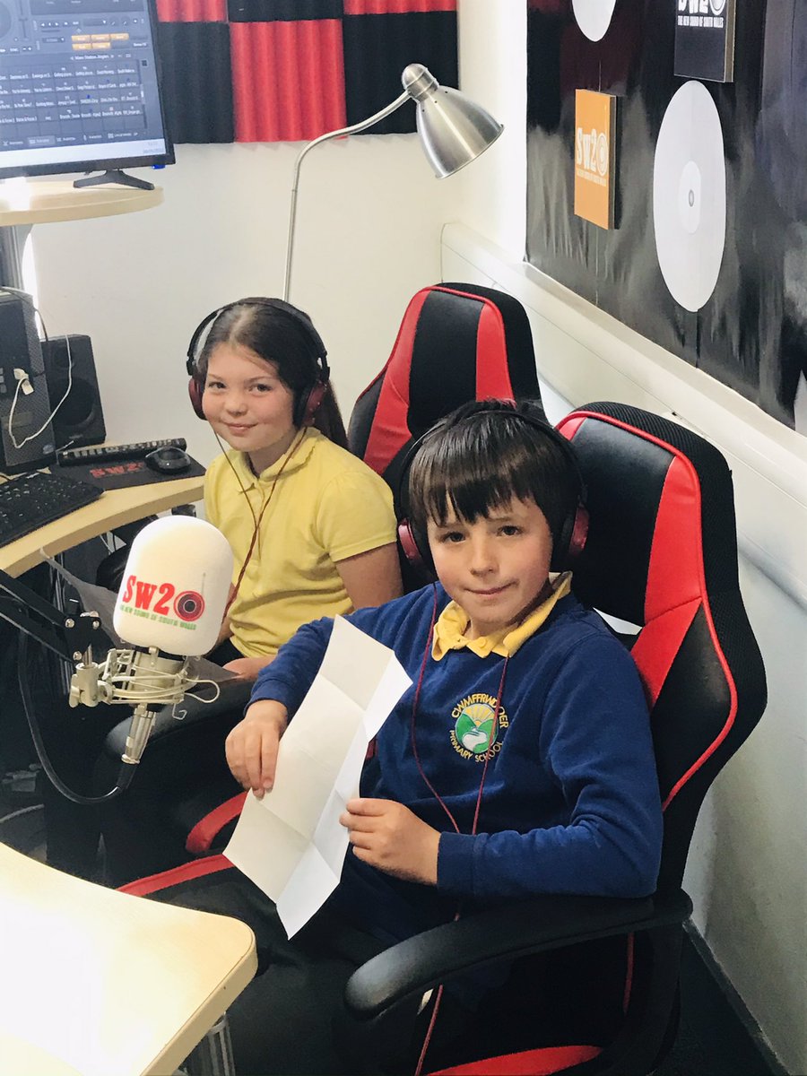 SW20Chat's tweet photo. The wonderful students @cwmffrwdoer did an outstanding job on their final #DJ4aDay show @SW20Radio towers!!!!
Llongyfarchiadau pawb!!! 👏🏻👏🏻👏🏻👏🏻
#Singergiseltd
#DJ4aDay
#SW20Radio
#getyourschoolinvolved
#primaryeducation
#engagedlearning
#innovativelearning
#curriculumforwales https://t.co/Bhiv1vslad