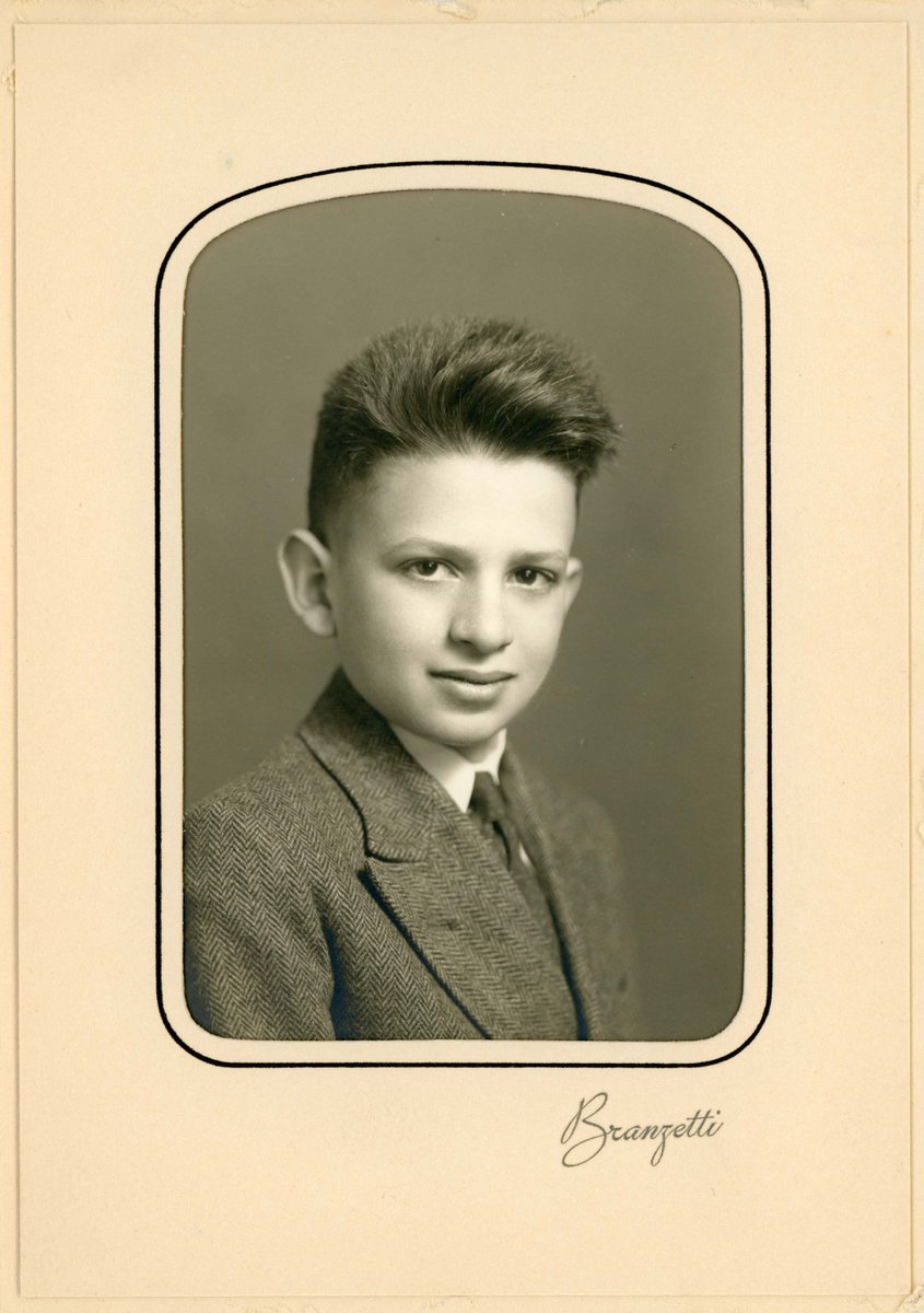 scua_umass's tweet image. SCUA collects whole lives, not just a person’s “important” work. Lester Grinspoon, an alum of the Merchant Marine, Tufts &amp;amp; Harvard, chose UMass Amherst for his papers. Join us 6/24 for an amazing day honoring his legacy! #LesterFest #DrugPolicyArchives

umass.irisregistration.com/Site/Grinspoon