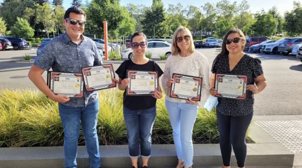 Congrats PTA Honorary Service Award winners:
Very Special Person - Terry Stewart
Honorary Service - Serena Lee
Continuing Service - Mary Sing
Outstanding Administrator - Marylou Young
Outstanding Teacher - Gita Goyal
Golden Oak Service - Christie Lopez