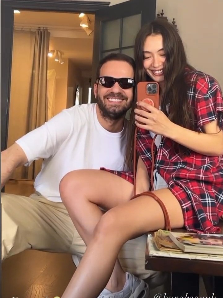 burakneslih's tweet photo. @neslihanatagul #neslihanatagul #neslihanatagül #NeslihanAtaguel #atagul #nihan 🤟🤟🔥🧿👑💫 https://t.co/KGTiWG1O7R