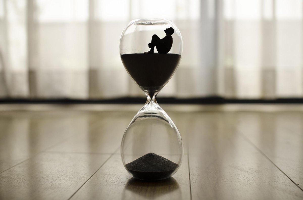 fivenot10's tweet photo. If we're going to spend 3515 days at work in our lifetime (say what?!) we'd better make them count! Join us as an Account Exec and be part of a fast-growing agency whose people are our number 1. Slide into our DMs for a chat ☺️ https://t.co/ezCnOXg2Hg #PRvacancy #PRjobs #jobopp https://t.co/2r60ttn9ls