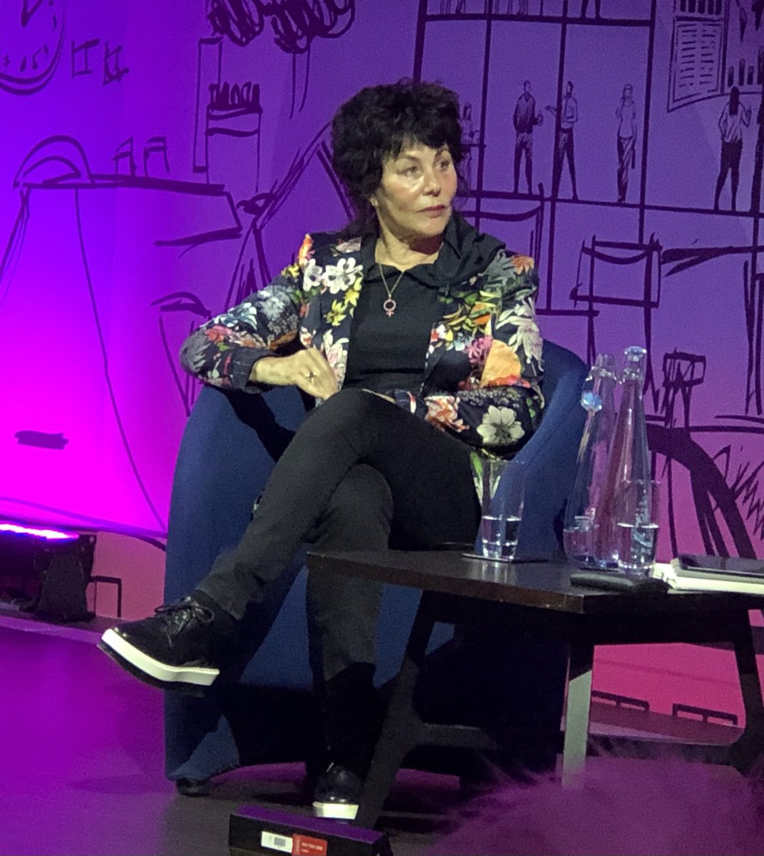 Liz Kentish 💌 tweet media