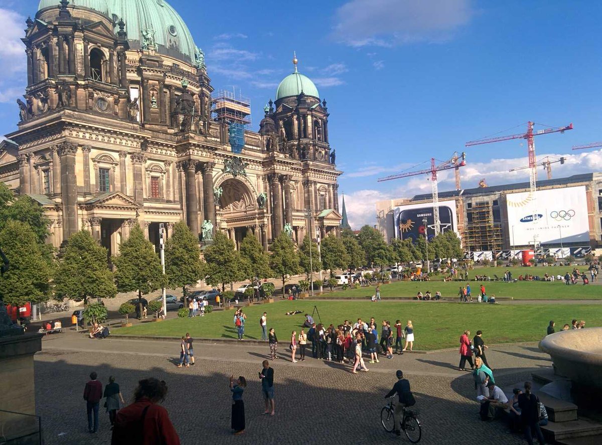 TheLemonRoute's tweet photo. Berlin, Germany 🇩🇪
"As one grows weaker one is less susceptible to suffering. There is less hurt because there is less to hurt." - Jack London
#backpacking #photooftheday #WednesdayWisdom #Germany https://t.co/GKxtvnNEaQ
