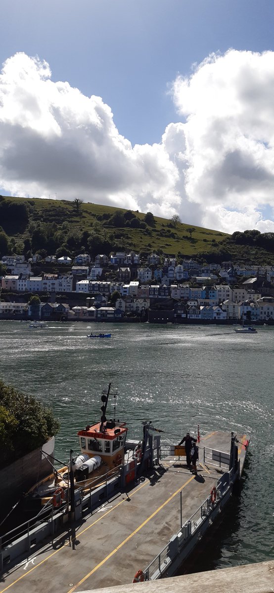 AuthorRadley's tweet photo. #WritingCommunity #writersoftwitter #authorsoftwitter @swauthorsuk
Where do you gain inspiration #writing ? By a #river, by the #sea in the #mountains....?? I find being by #water stimulates a different type of #writing #poetry #amwritingTimeSlip #stormyskies #devonviews #bard https://t.co/LxaJXK4sXA