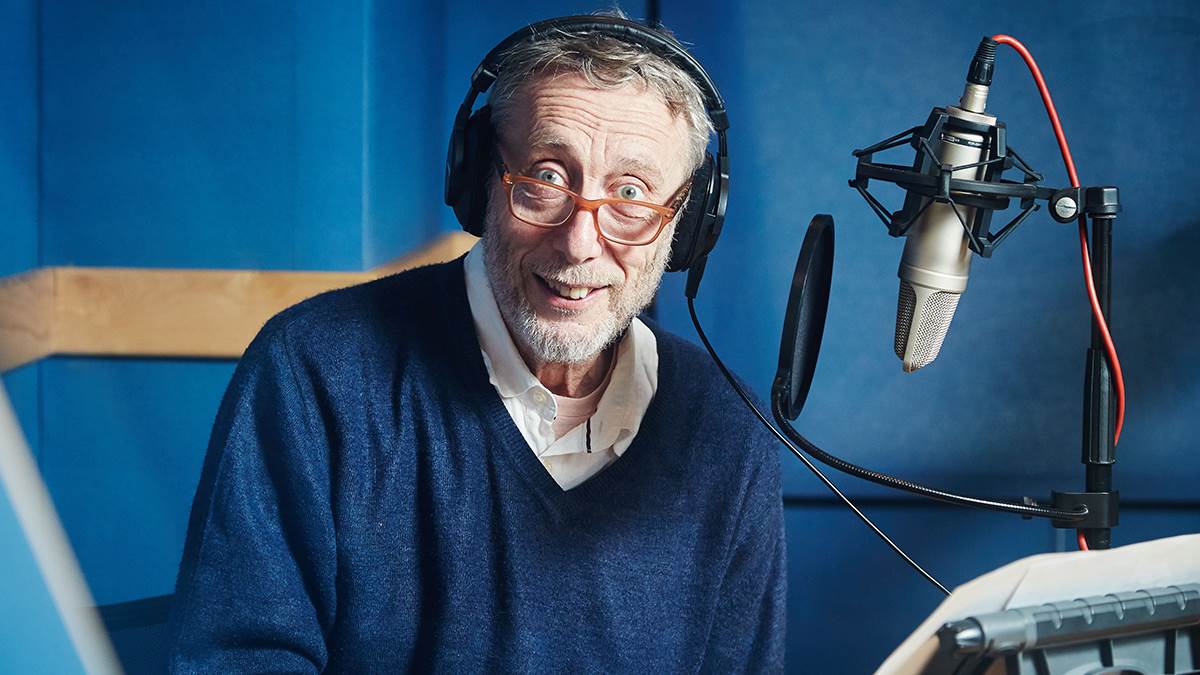 Booktrust's tweet photo. In less than one week @MichaelRosenYes will be hosting his brilliant FREE virtual author visits for primary schools!

Join us on 15 June for a session for reception age children and a session for Key Stage 1 - all the info you need is here: https://t.co/Ur7GzOaokX https://t.co/VBHaPEZRXg