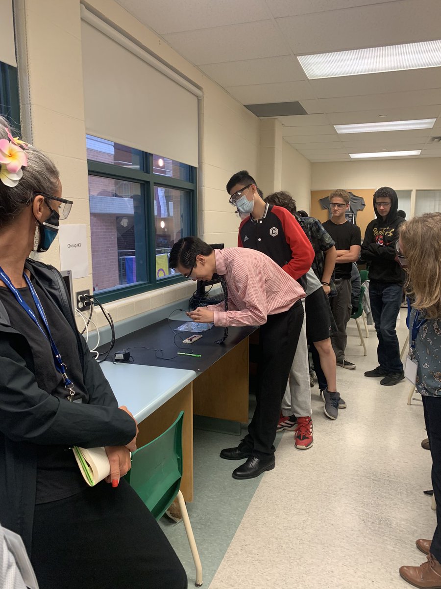 mspetersteach's tweet photo. School visit today! @irhs1 observing, learning, and connecting. @FulbrightTeach #ExchangeOurWorld #FulbrightTGCinCanada https://t.co/saPGjPBid8