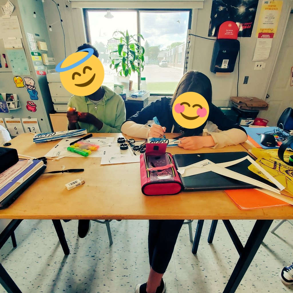 ElyseCrete's tweet photo. Merci à @Skills_Canada @skillsontario pour une formidable activité #MATIS #STEAM ! Nous avons construit une bolide à propulsion / hélice, c'était fantastique!
#CompétencesOntario #IJFCompétencesOntario #CompétencesONFemmesMétiers https://t.co/heOoB27fxu