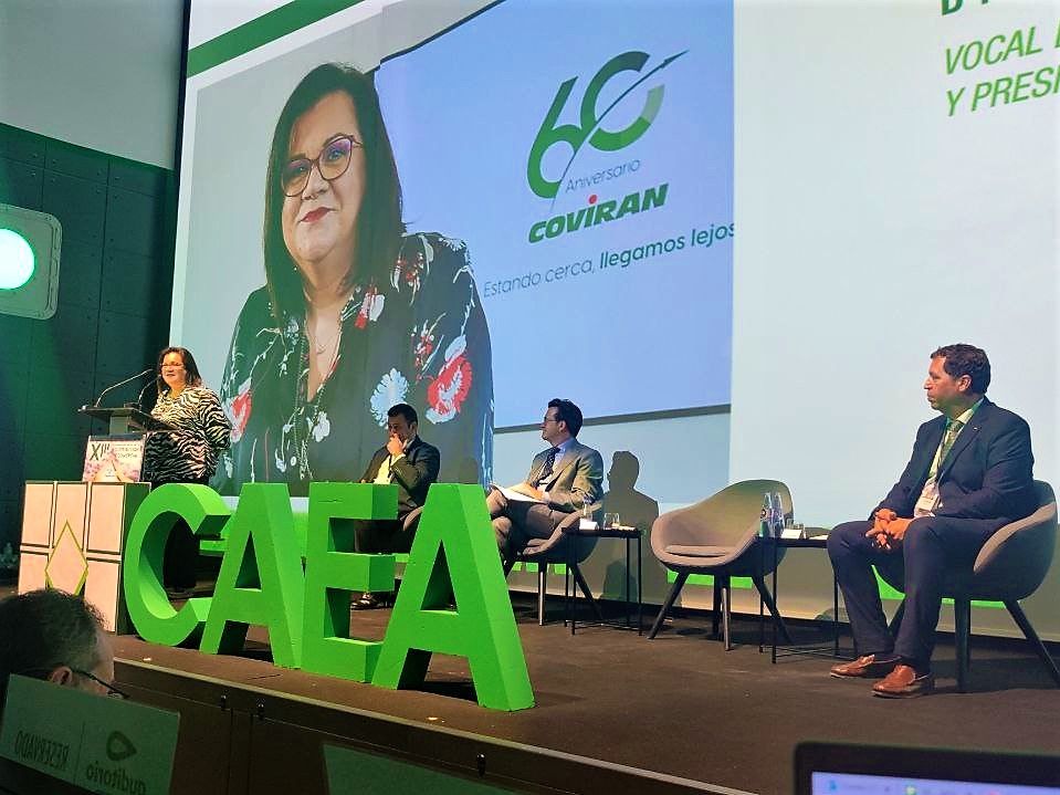 SomosCAEA's tweet photo. La distribución comercial alimentaria solicita medidas urgentes para frenar la espiral inflacionista
https://t.co/ztySZXKHS6 https://t.co/RgJK9cBDtQ