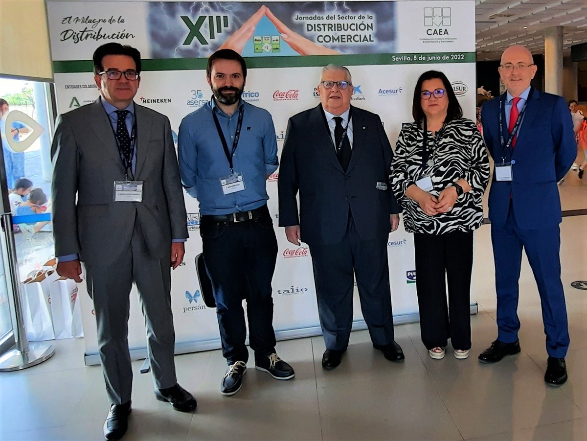 La distribución comercial alimentaria solicita medidas urgentes para frenar la espiral inflacionista
bit.ly/3NXum2o