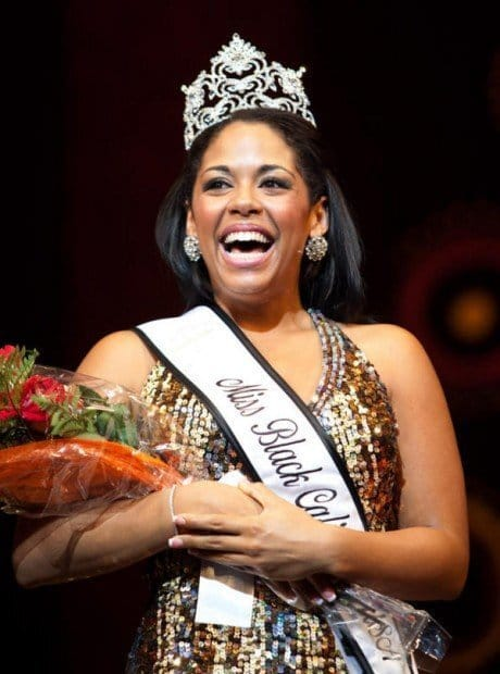 BBWPageant's tweet photo. Tara Dale Sanders was Miss Black California 2009. The pageant was the first she had entered since 2002 when she was crowned Miss Teenage California and Miss Teen of the Nation while a senior at Carlsbad High School. #notjustaprettyface #BeyondBeautifulWorldPageant https://t.co/KKbDuio2j1