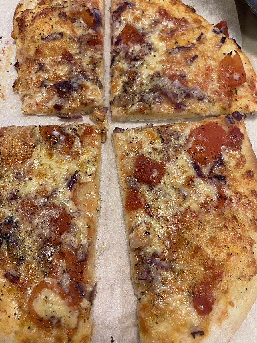 Miss McIntyre tweet media