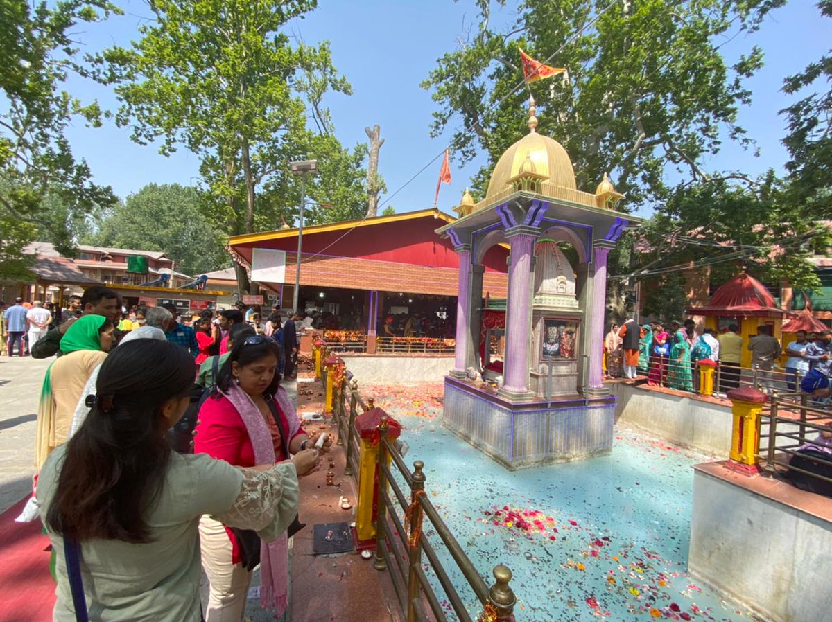 farooqkhanips_'s tweet photo. Auspicious gaiety of Mela Mata Kheer Bhawani has always been an exemplar of harmony and togetherness since decades. I extend my warm greetings to all my KP friends who are an integral  part of #Kashmir &amp; #Kashmiriyat. I yearn and look forward for their comeback with grace. https://t.co/Wn9ZHlcjED