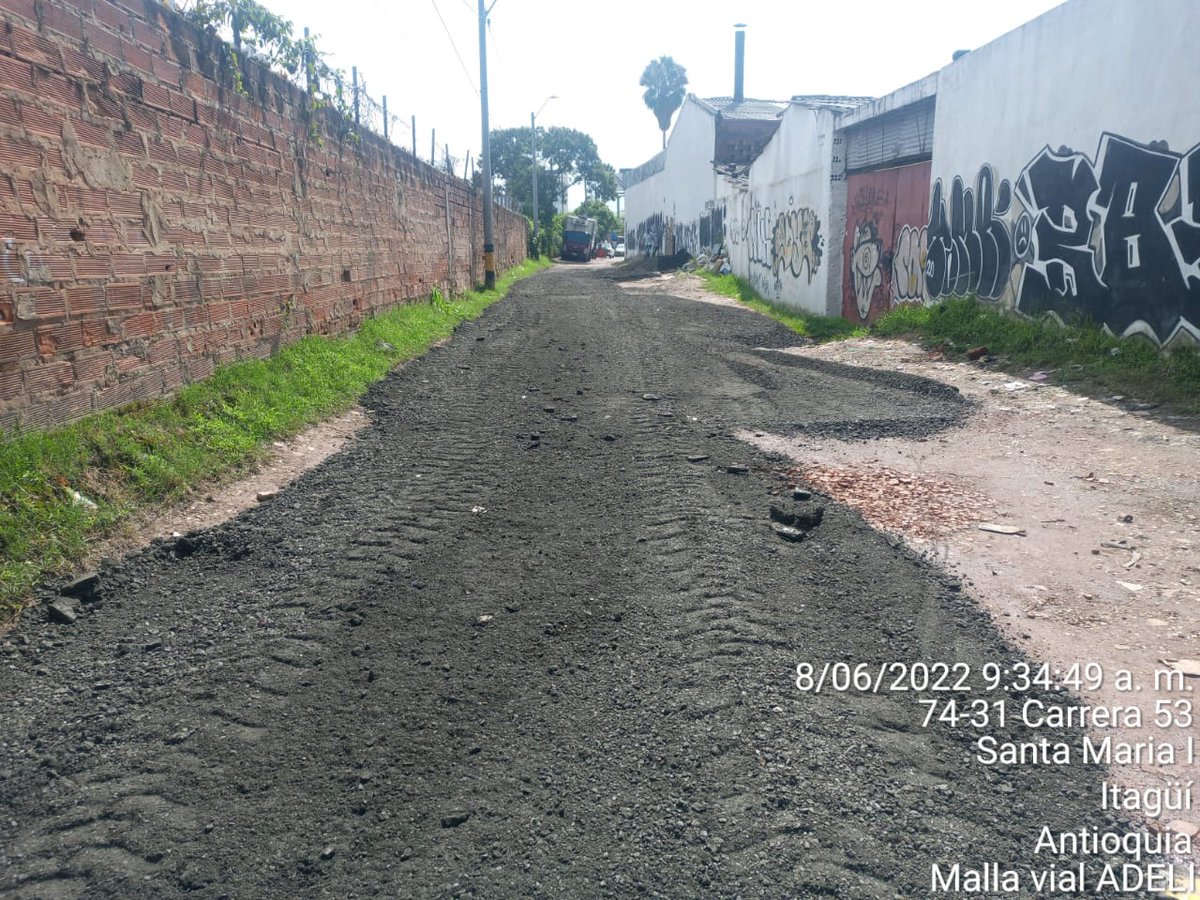OsvalConcejal's tweet photo. Seguimos trabajando en pro de la comunidad. De la mano de la alcaldía de Itagüí logramos mejorar y embellecer el entorno de nuestro municipio, específicamente la Calle 73 Carrera 53 sector Santa María. https://t.co/nQFvhwIwTH