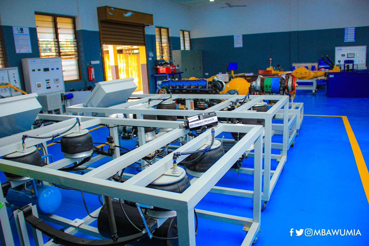 TheteamMelody's tweet photo. I commissioned facilities and vehicles amounting to over $131m to further boost TVET.The facilities included TVET Service headquarters as well as the Applied Technology Institute, which contains classroom blocks, ICT centres, administration blocks....
1/3

@MBawumia https://t.co/qIu76SjEvU