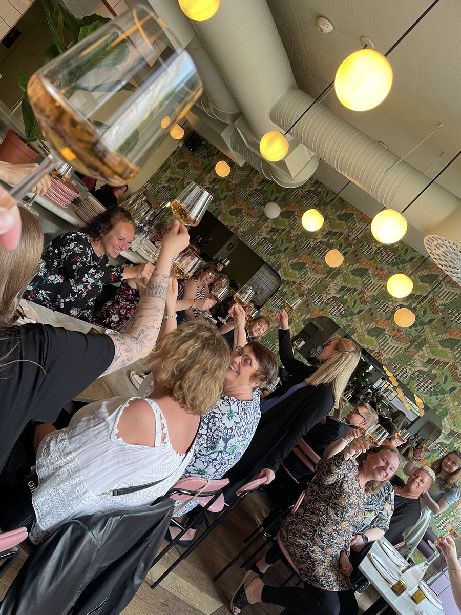 Kun tositekijät sanoo, että hyvin meni ja tälle kippistetään on sitä uskottava! 

Koolla SOTE-sektorin <a href="/Talentiary/">Talentia ry</a>:n <a href="/JUKOry/">Julkisalan koulutettujen neuvottelujärjestö JUKO</a> luottareita, keillä jos joillakin, on syvä näkemys siitä millainen on hyvä sopimus 🔥

#arvoasiantuntijalle