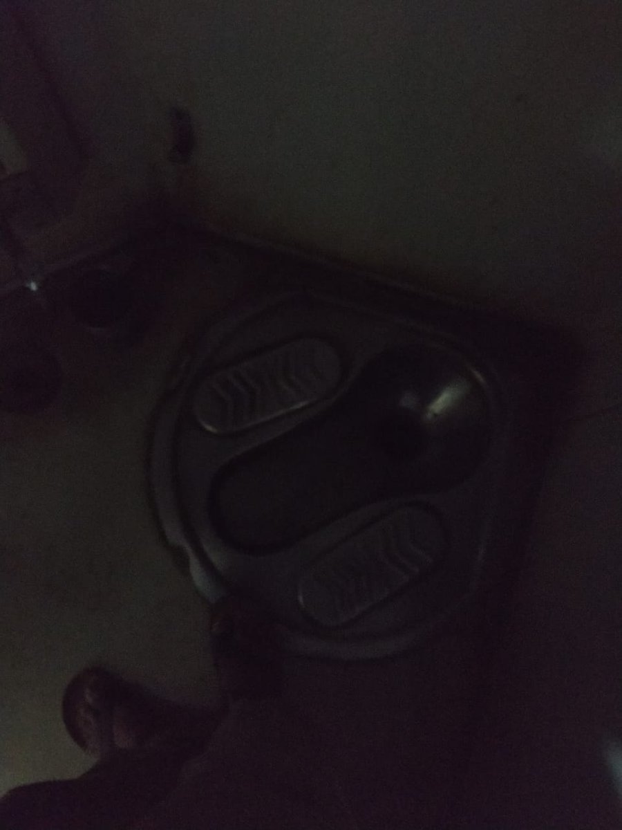 Gauravdrm18's tweet photo. Right now my parents are travelling from Puri to Howrah in Puri Howrah Express (12838) they are in B4 coach, there were no electricity supply &amp; Wash Basins are blocked.Please take necessary actions. @RailMinIndia @AshwiniVaishnaw @DRMKhurdaRoad @EastCoastRail https://t.co/Z92eqySsjY