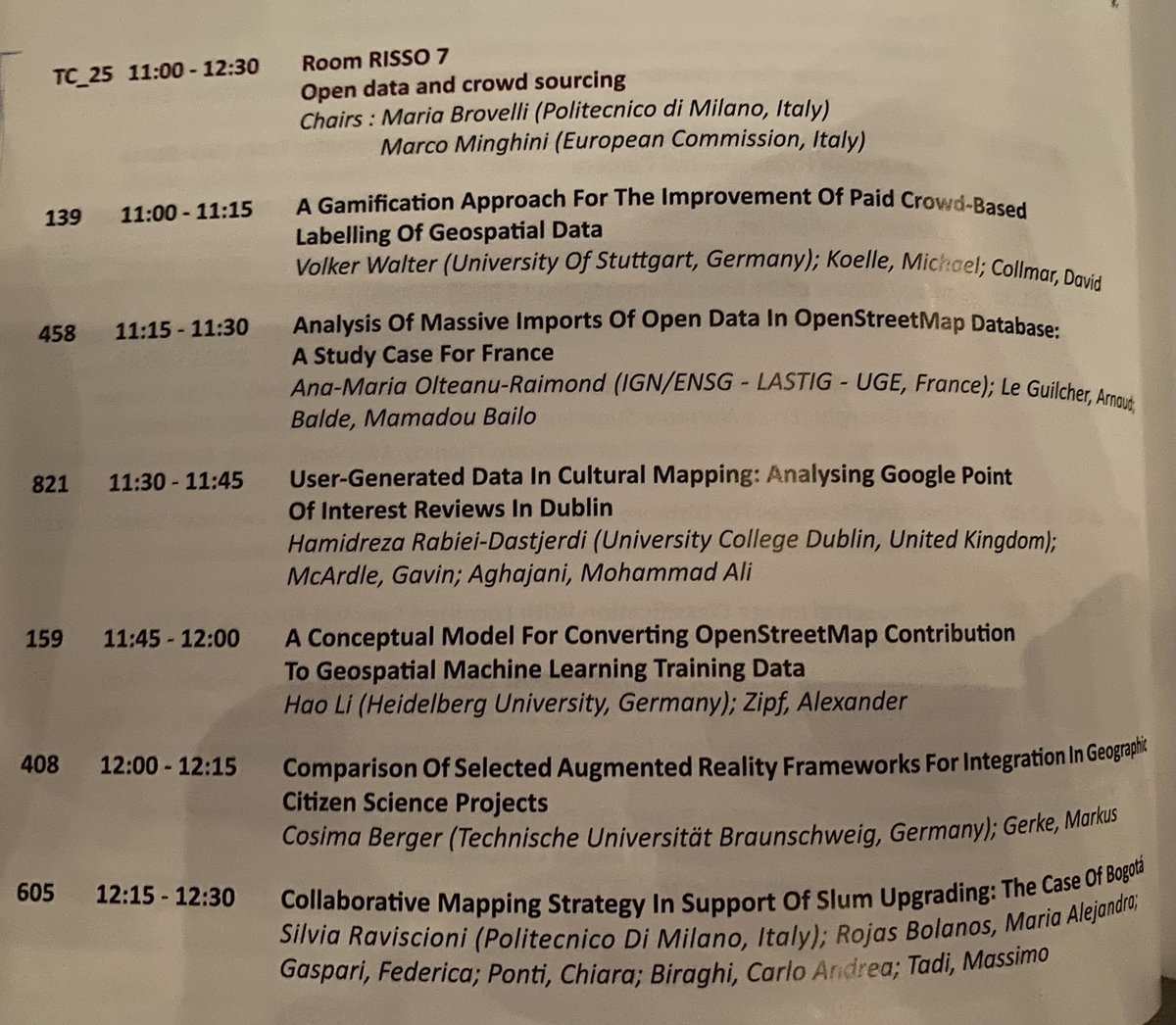 MarcoMinghini's tweet photo. Today I had the pleasure to chair a fantastic session at #ISPRS2022 organised by @ISPRS_TCIV - full room &amp; great interactions with the audience about #openstreetmap, #CitizenScience, #gamification and other approaches to crowdsourcing. Thanks to all speakers! https://t.co/FGDwvQfN0C