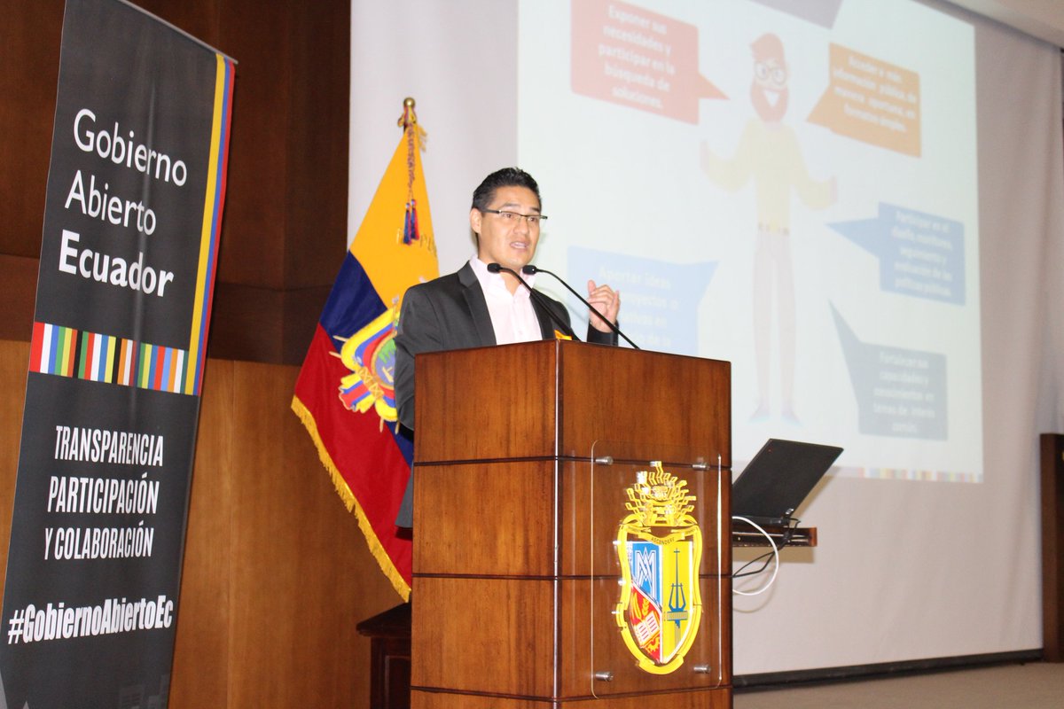 utpl's tweet photo. La UTPL a través de la carrera de #AdministraciónPúblicaUTPL 🎓forma parte de la Jornada de cocreación del Segundo Plan de Acción de  #GobiernoAbiertoEc 🇪🇨, en la que participan estudiantes, docentes, autoridades y ciudadanía. 👥 https://t.co/rSFIgKi1hc