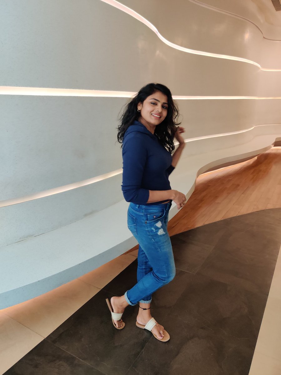 withlovesubi's tweet photo. You're here to grow and to discover your inner self. You're here to meet the challenges and to overcome them. The joy is in overcoming ❤️
#aboutyesterday #vikrammovie #classic #lovemyself #challenge #innerself #healing #loving #onprogress #onestepatatime #joy #goodvibesonly https://t.co/hJ7lDtLxcA