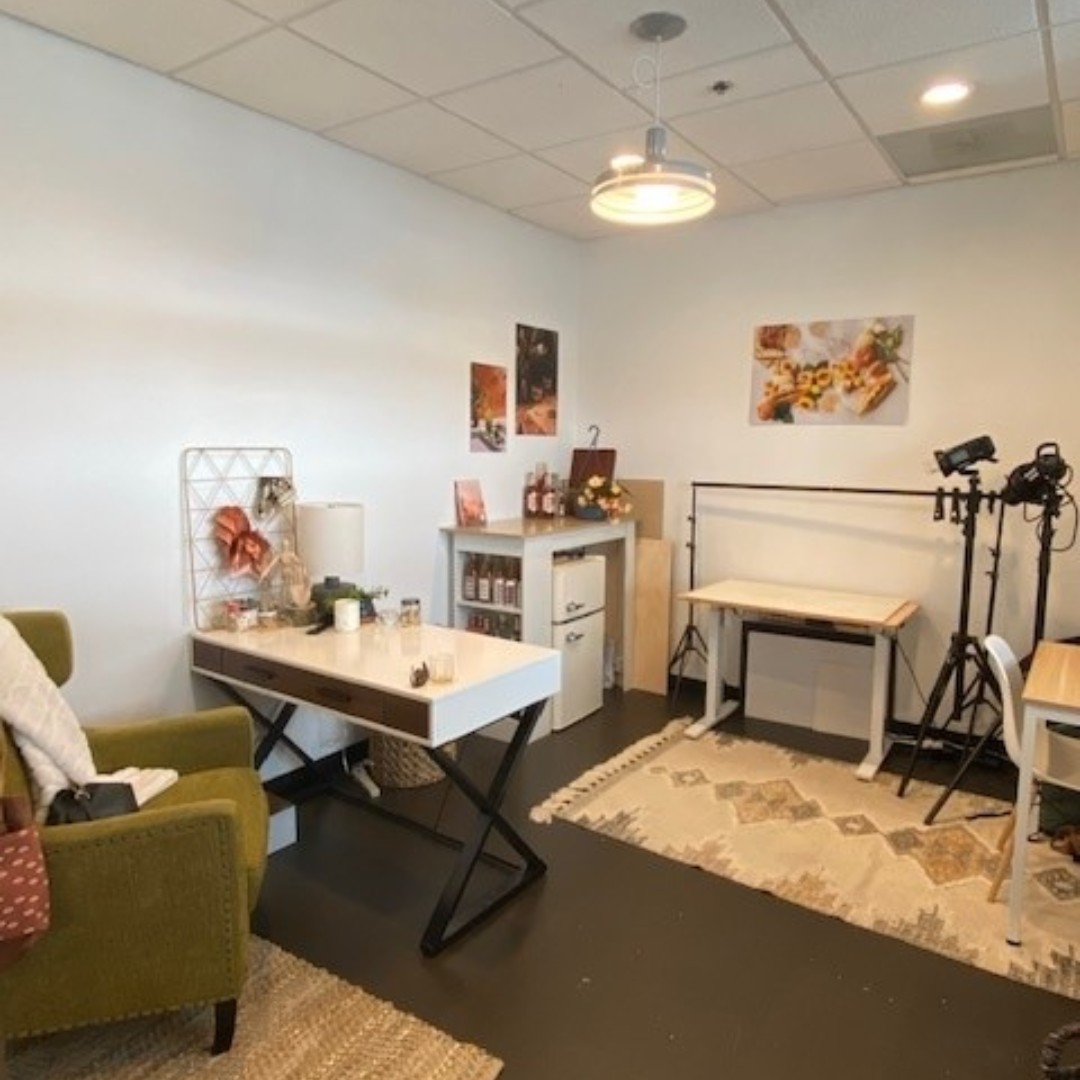 Old Mill District tweet media