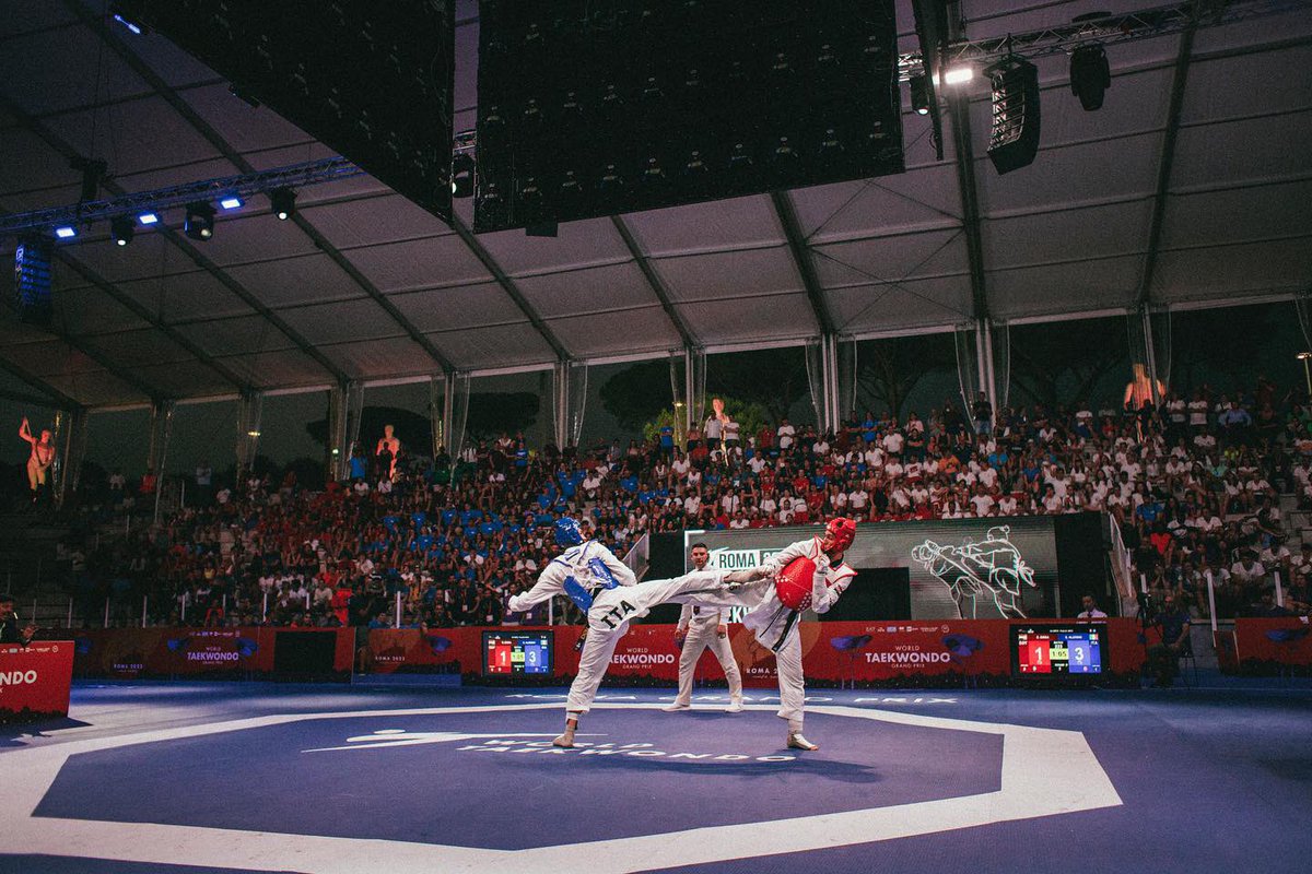 campo_mass's tweet photo. Grazie a tutti coloro che hanno contribuito, con impegno, dedizione e passione, alla riuscita del @worldtaekwondo Roma Grand Prix 2022. 👏🏻 Arrivederci al 2023!🇮🇹

#itatkd #romagrandprix #taekwondo https://t.co/GZpPN7wdjF