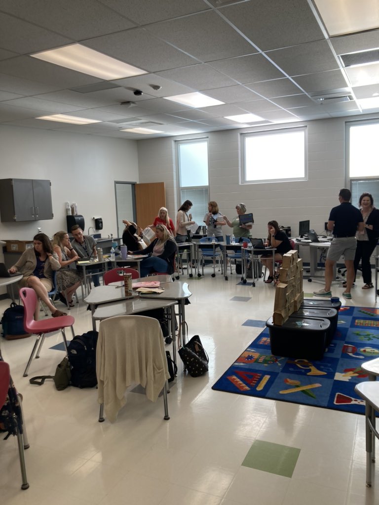 Courtney tweet media