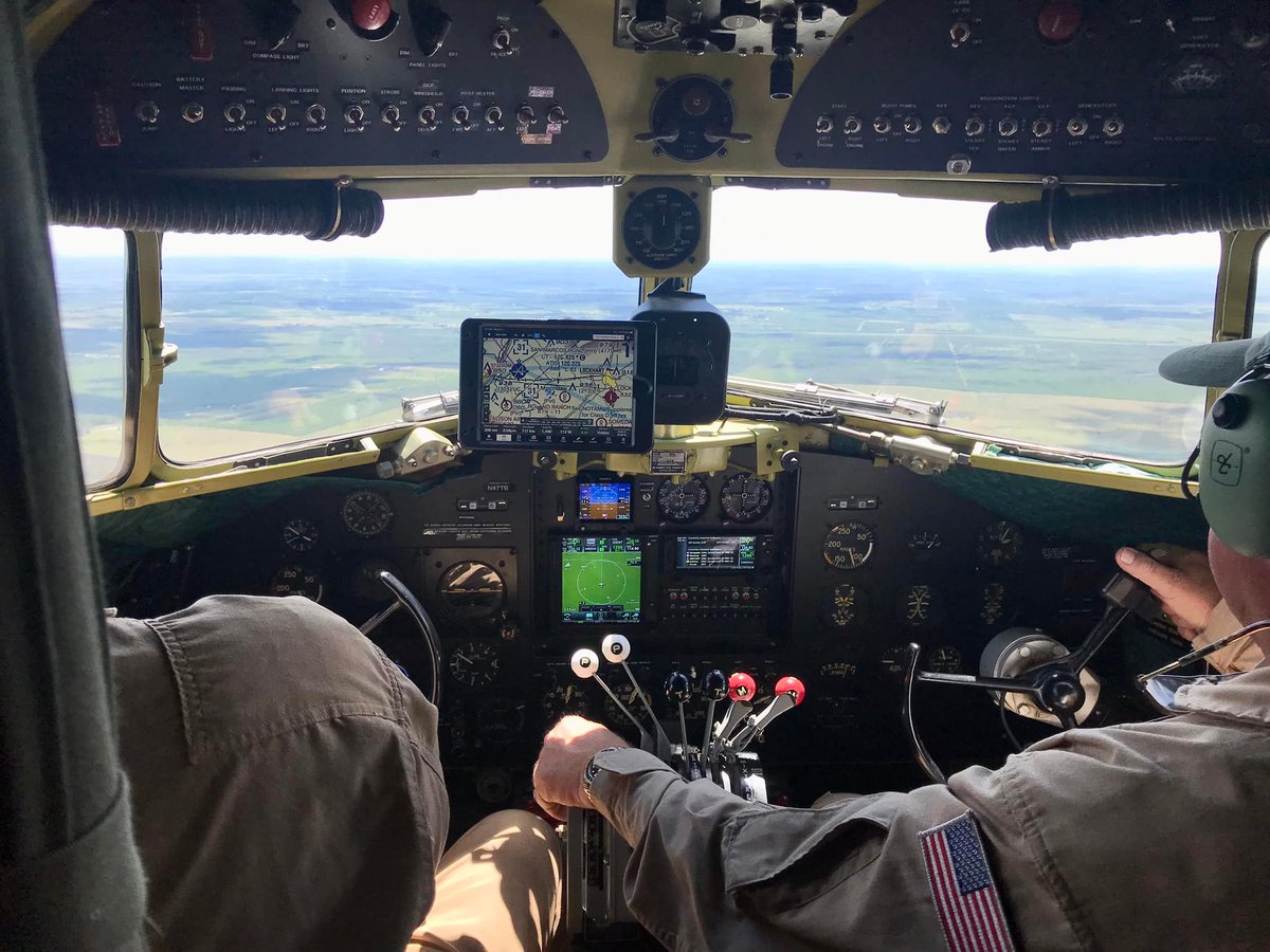 CAF1957's tweet photo. Best. Office View. Ever. ๐
Did you know that all the modern nav aids stow away when we're on display so the panel looks original to visitors?
๐ธ James M Ellis
#WorkviewWednesday https://t.co/UnS6piFku0