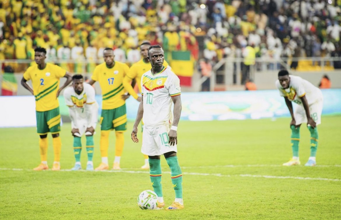 JoueursSN's tweet photo. 🇸🇳🆚🇷🇼
#RWASEN | #TotalEnergiesAFCONQ2023 https://t.co/KPnbh0pCFe