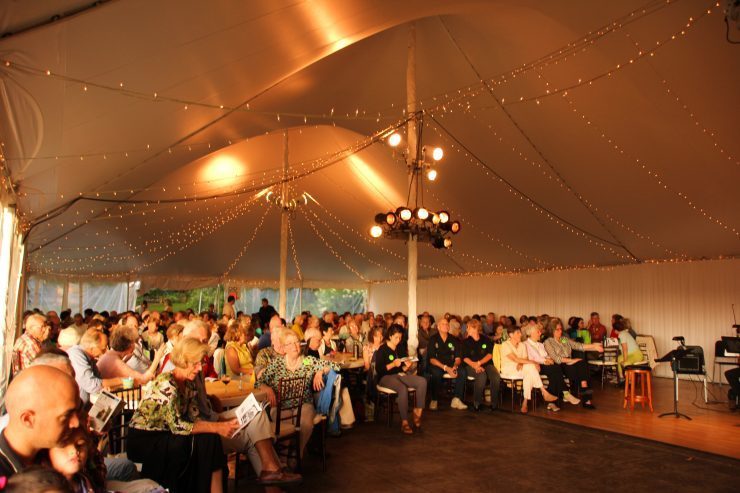 Want to spend a beautiful evening at Blithewold while enjoying the Encore Opera Company's selections from operas and musicals? Join us for Opera by the Sea on June 15th! Use this link to register: blithewold.org/event/opera-by…