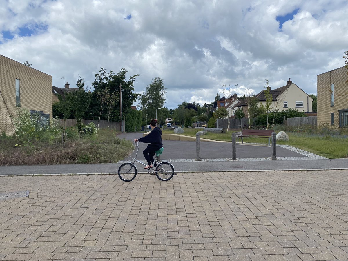 Amy Burbidge tweet media