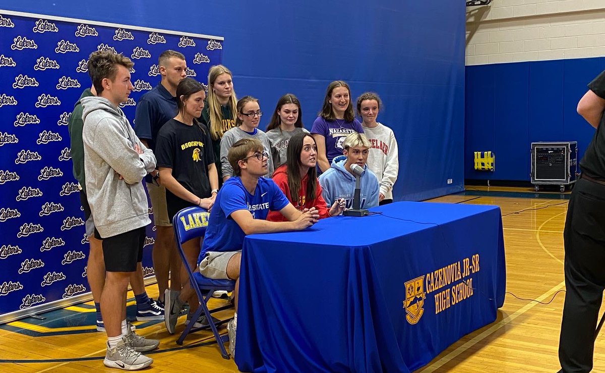 hallidayc's tweet photo. @KenzieLHalliday got to announce her intent to attend and play field hockey at Nazareth College next year!  #nazbound #nazfieldhockey https://t.co/ssgQ4We3F8
