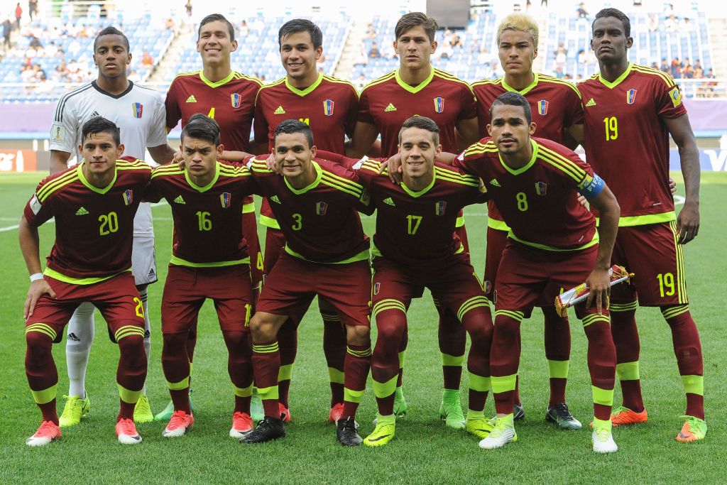 RaulZambrano7's tweet photo. 11 titular 🆚 🇺🇾 en Corea 2017

Sus actualidades:

Fariñez: Lens
Ferraresi: Estoril
R. Chacón: Carabobo FC
R. Peña: UCV FC
Peñaranda: Las Palmas
Córdova: Real Salt Lake
Hernández: Atlanta United
R. Lucena: Portuguesa FC
Quero: Héroes de Falcón
Mejía: Beitar 🇮🇱
Herrera: Espanyol https://t.co/aTuZNYwfG5