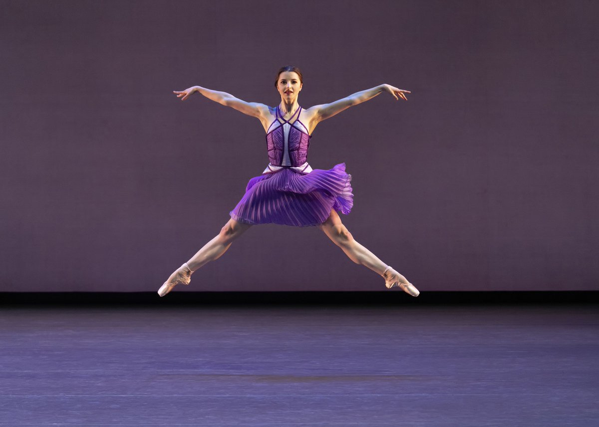 New #blog post: I saw <a href="/nycballet/">nycballet</a> at <a href="/kencen/">The Trump Kennedy Center</a> last night! confidenceiskeyblog.blogspot.com/2022/06/new-yo… <a href="/ckretz92/">Claire Kretzschmar</a>
<a href="/SidraBellDance/">Sidra Bell Dance New York</a>