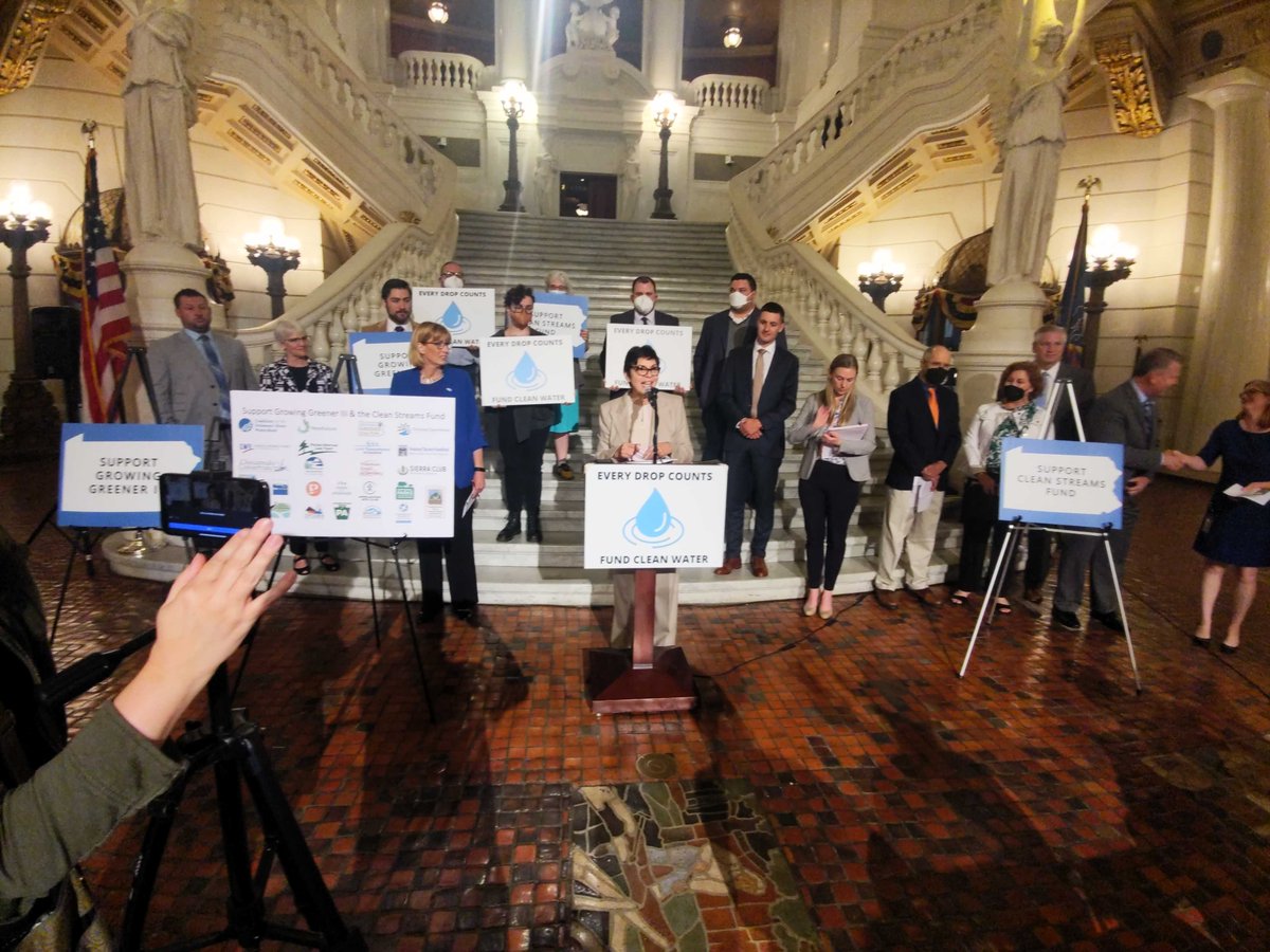 ConservationPA's tweet photo. Today clean water &amp; conservation advocates stand with PA legislators and DCNR Secretary Cindy Adams Dunn to advocate for once-in-a-lifetime funding that protects clean water. #FundCleanWater #GrowingGreener3 #CleanStreamsFund https://t.co/RCdrZsHCHi